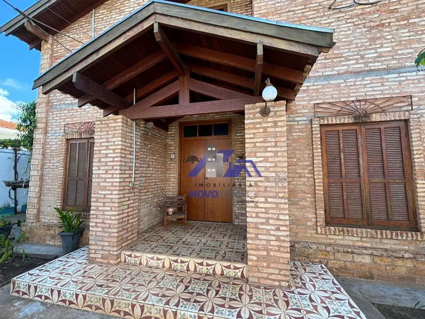 Foto 7 de Casa com 3 quartos à venda, 450m2 em Guararapes - SP