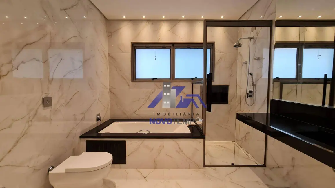 Casa de Condomínio com 4 quartos à venda, 1520m2 em Alphaville Empresarial, Barueri - SP - imagem 8 Foto 8 de Casa de Condomínio com 4 quartos à venda, 1520m2 em Alphaville Empresarial, Barueri - SP