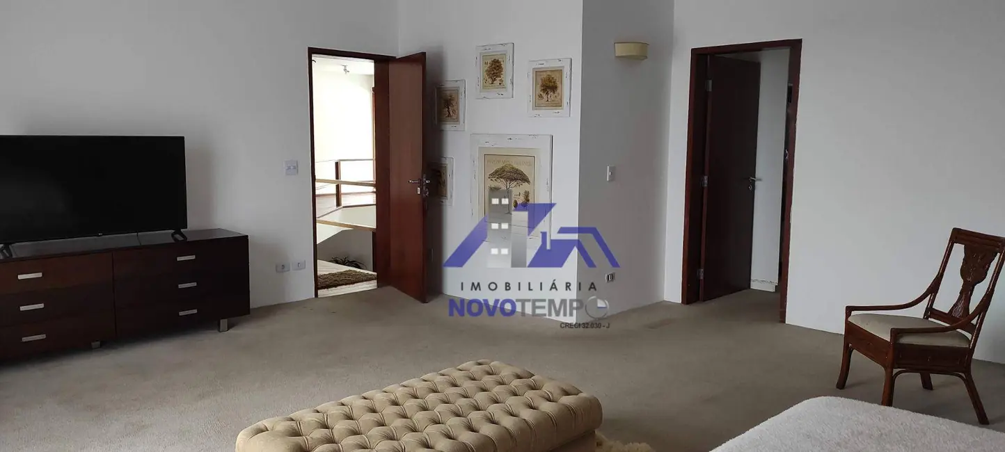 Casa de Condomínio com 5 quartos à venda e para alugar, 1600m2 em Residencial Tamboré, Barueri - SP - imagem 4 Foto 4 de Casa de Condomínio com 5 quartos à venda e para alugar, 1600m2 em Residencial Tamboré, Barueri - SP