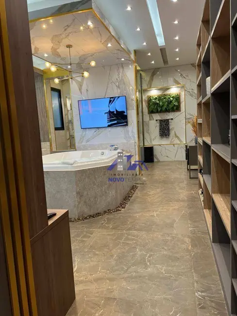 Casa de Condomínio com 11 quartos à venda, 1400m2 em Residencial Tamboré, Barueri - SP - imagem 7 Foto 7 de Casa de Condomínio com 11 quartos à venda, 1400m2 em Residencial Tamboré, Barueri - SP