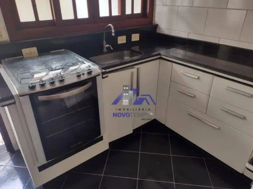 Foto 2 de Sobrado com 2 quartos à venda, 105m2 em Vila São Luiz (Valparaízo), Barueri - SP