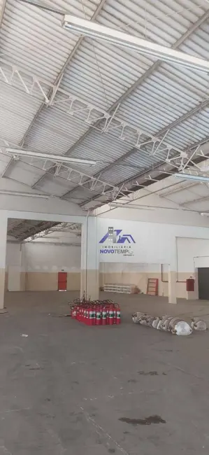Armazém / Galpão para alugar, 1200m2 em Jardim Alvorada, Jandira - SP - imagem 4 Foto 4 de Armazém / Galpão para alugar, 1200m2 em Jardim Alvorada, Jandira - SP
