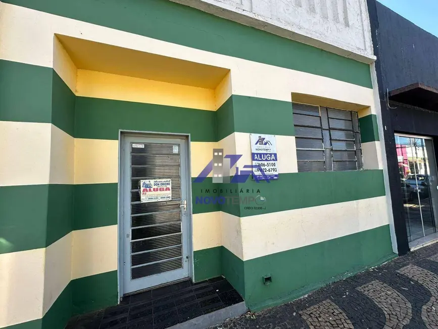 Foto 1 de Sala Comercial para alugar, 80m2 em Centro, Guararapes - SP