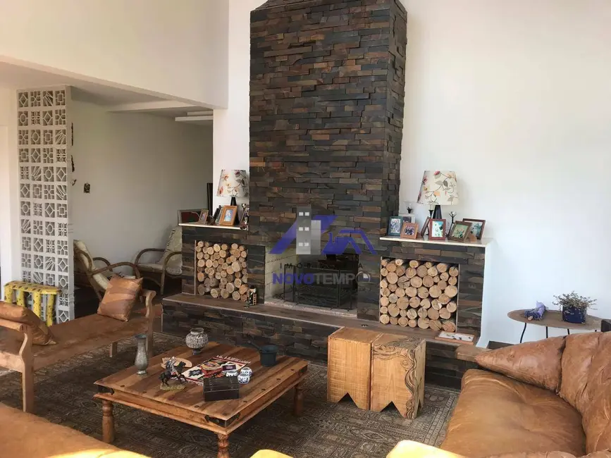 Foto 3 de Casa de Condomínio com 3 quartos à venda, 500m2 em Santana De Parnaiba - SP