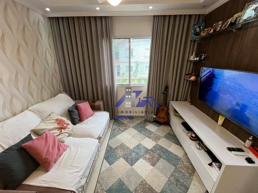 Foto 2 de Sobrado com 2 quartos à venda, 100m2 em Jardim Califórnia, Barueri - SP