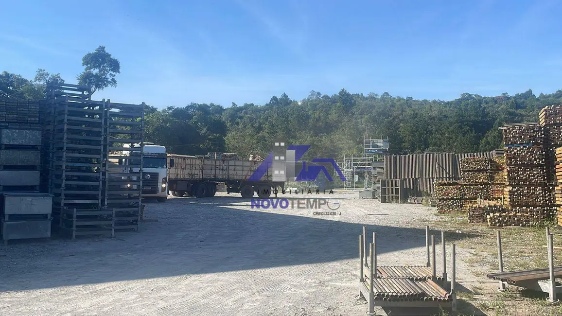 Foto 4 de Sala Comercial para alugar, 9000m2 em Residencial Santa Helena - Gleba II, Santana De Parnaiba - SP