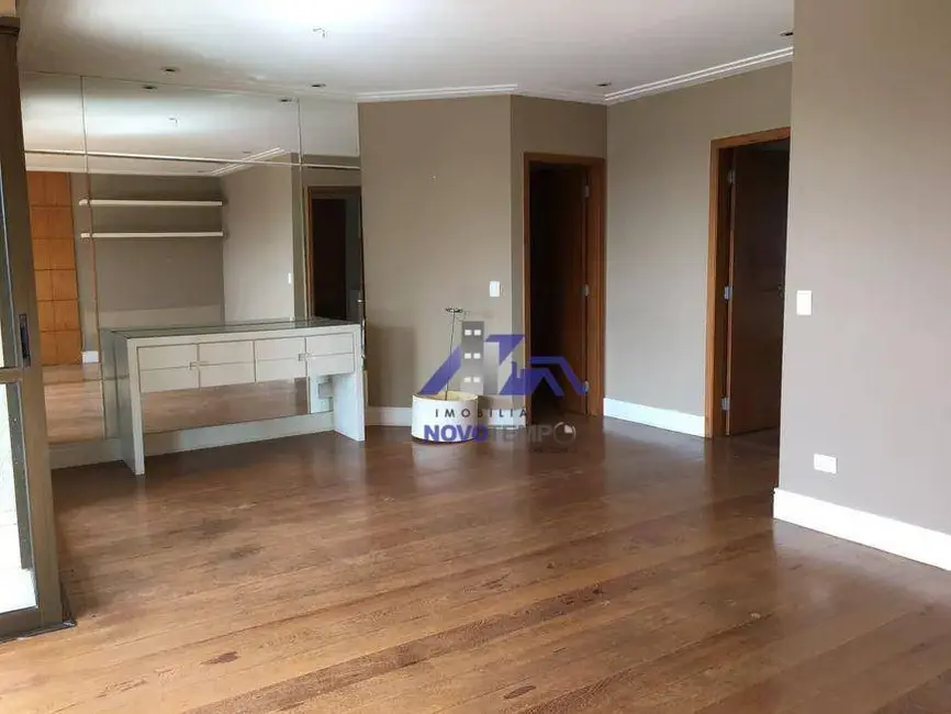 Foto 4 de Apartamento com 3 quartos para alugar, 128m2 em Alphaville Industrial, Barueri - SP