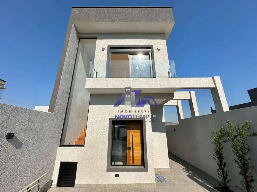 Foto 2 de Sobrado com 3 quartos à venda, 150m2 em Santana De Parnaiba - SP