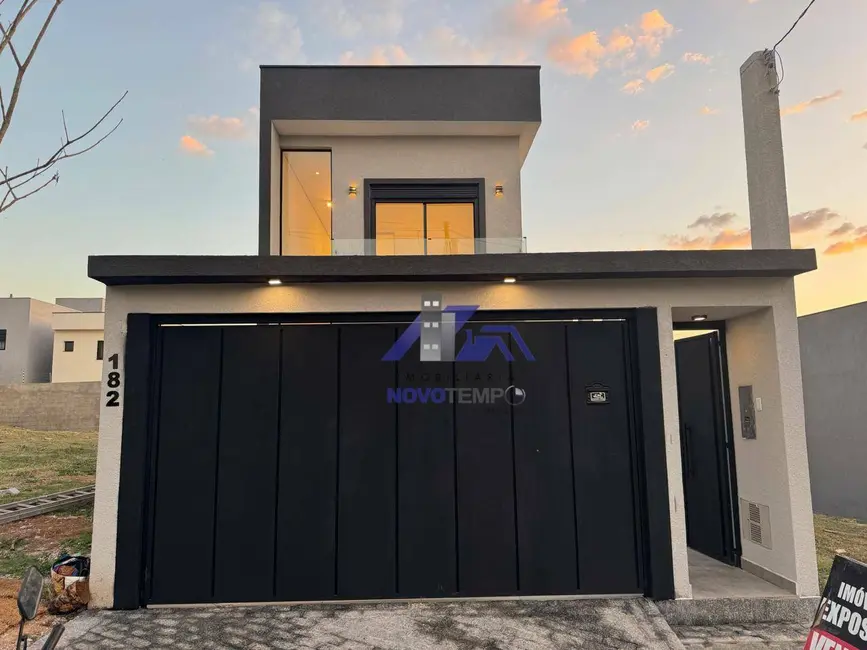 Foto 1 de Sobrado com 3 quartos à venda, 150m2 em Santana De Parnaiba - SP