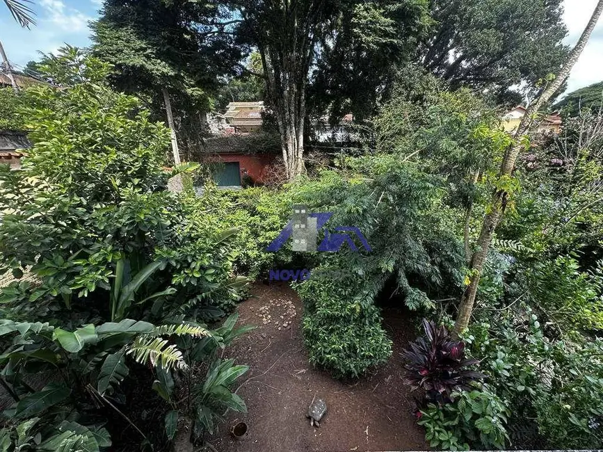 Sobrado com 4 quartos à venda, 426m2 em Vila Diva, Carapicuiba - SP - imagem 3 Foto 3 de Sobrado com 4 quartos à venda, 426m2 em Vila Diva, Carapicuiba - SP