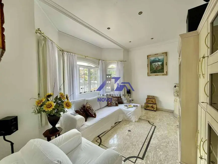 Sobrado com 4 quartos à venda, 2654m2 em São Paulo II, Cotia - SP - imagem 7 Foto 7 de Sobrado com 4 quartos à venda, 2654m2 em São Paulo II, Cotia - SP