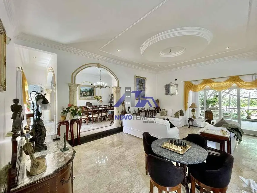 Sobrado com 4 quartos à venda, 2654m2 em São Paulo II, Cotia - SP - imagem 9 Foto 9 de Sobrado com 4 quartos à venda, 2654m2 em São Paulo II, Cotia - SP