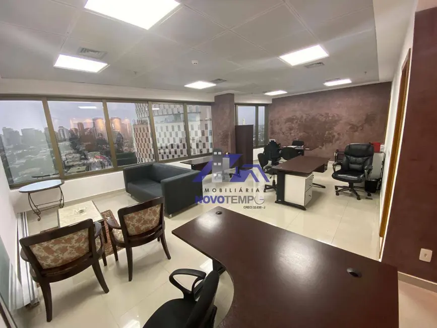 Sala Comercial para alugar, 50m2 em Empresarial 18 do Forte, Barueri - SP - imagem 8 Foto 8 de Sala Comercial para alugar, 50m2 em Empresarial 18 do Forte, Barueri - SP