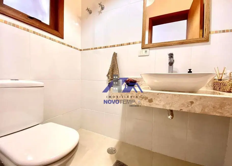 Sobrado com 4 quartos à venda, 337m2 em Cotia - SP - imagem 7 Foto 7 de Sobrado com 4 quartos à venda, 337m2 em Cotia - SP