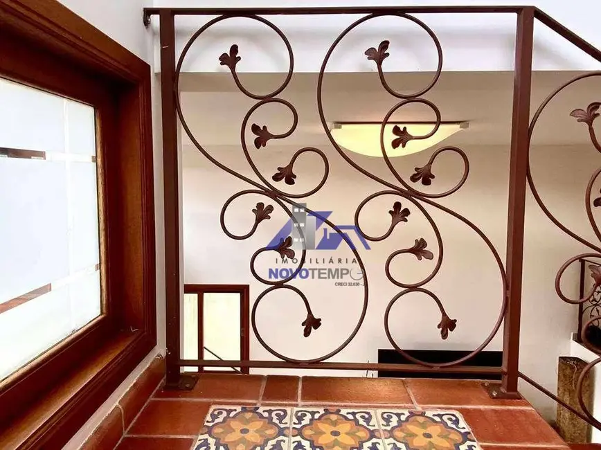 Sobrado com 4 quartos à venda, 337m2 em Cotia - SP - imagem 9 Foto 9 de Sobrado com 4 quartos à venda, 337m2 em Cotia - SP