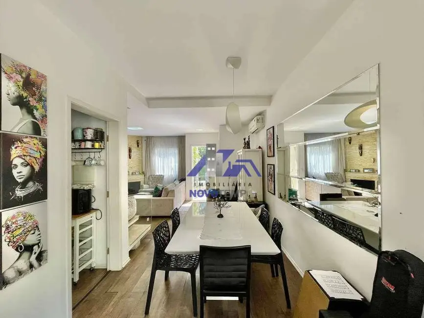 Sobrado com 3 quartos à venda, 120m2 em Jardim São Vicente, Cotia - SP - imagem 8 Foto 8 de Sobrado com 3 quartos à venda, 120m2 em Jardim São Vicente, Cotia - SP