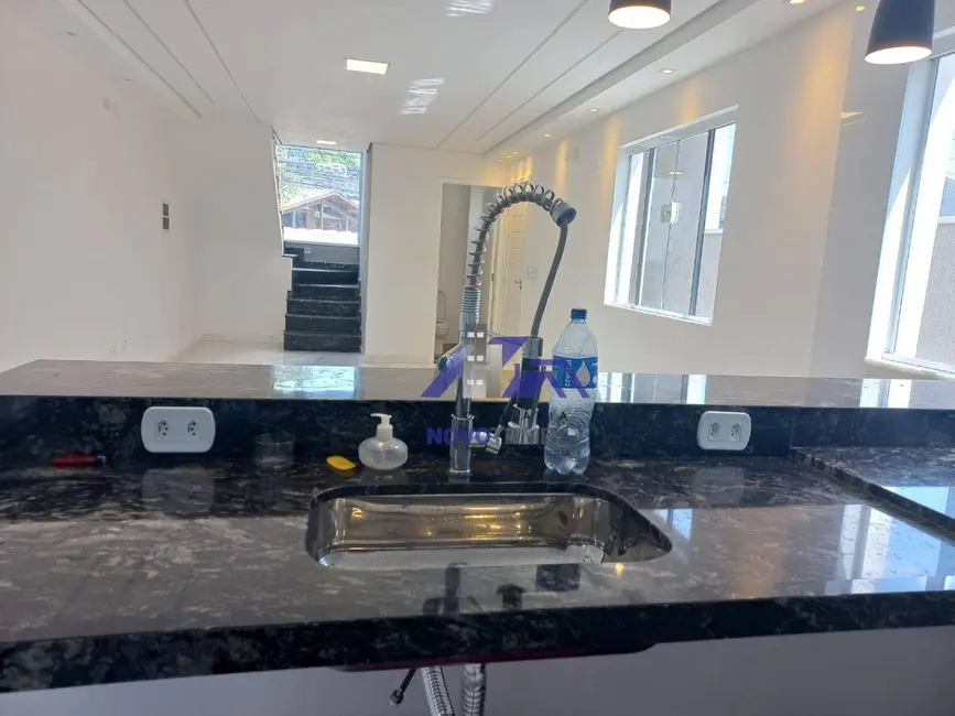 Sobrado com 3 quartos à venda, 125m2 em Vila Osasco, Osasco - SP - imagem 5 Foto 5 de Sobrado com 3 quartos à venda, 125m2 em Vila Osasco, Osasco - SP