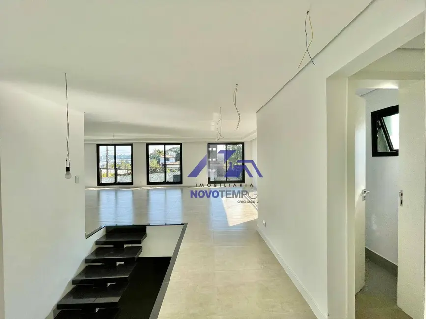 Sobrado com 4 quartos à venda, 1162m2 em Jardim Passárgada I, Cotia - SP - imagem 8 Foto 8 de Sobrado com 4 quartos à venda, 1162m2 em Jardim Passárgada I, Cotia - SP