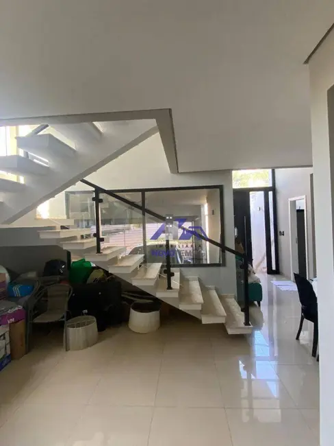 Sobrado com 3 quartos à venda, 227m2 em Jardim Nova Yorque, Aracatuba - SP - imagem 7 Foto 7 de Sobrado com 3 quartos à venda, 227m2 em Jardim Nova Yorque, Aracatuba - SP