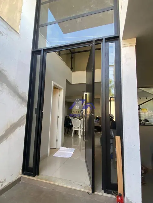 Sobrado com 3 quartos à venda, 227m2 em Jardim Nova Yorque, Aracatuba - SP - imagem 9 Foto 9 de Sobrado com 3 quartos à venda, 227m2 em Jardim Nova Yorque, Aracatuba - SP