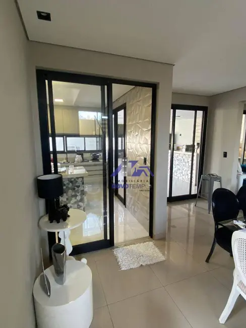 Sobrado com 3 quartos à venda, 227m2 em Jardim Nova Yorque, Aracatuba - SP - imagem 6 Foto 6 de Sobrado com 3 quartos à venda, 227m2 em Jardim Nova Yorque, Aracatuba - SP