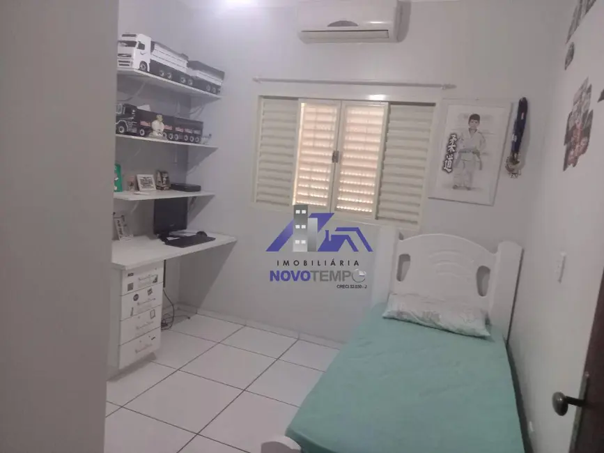 Casa com 3 quartos à venda, 500m2 em Aviação, Aracatuba - SP - imagem 5 Foto 5 de Casa com 3 quartos à venda, 500m2 em Aviação, Aracatuba - SP