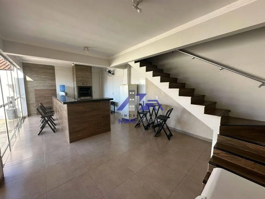 Foto 7 de Sobrado com 2 quartos à venda, 220m2 em Guararapes - SP