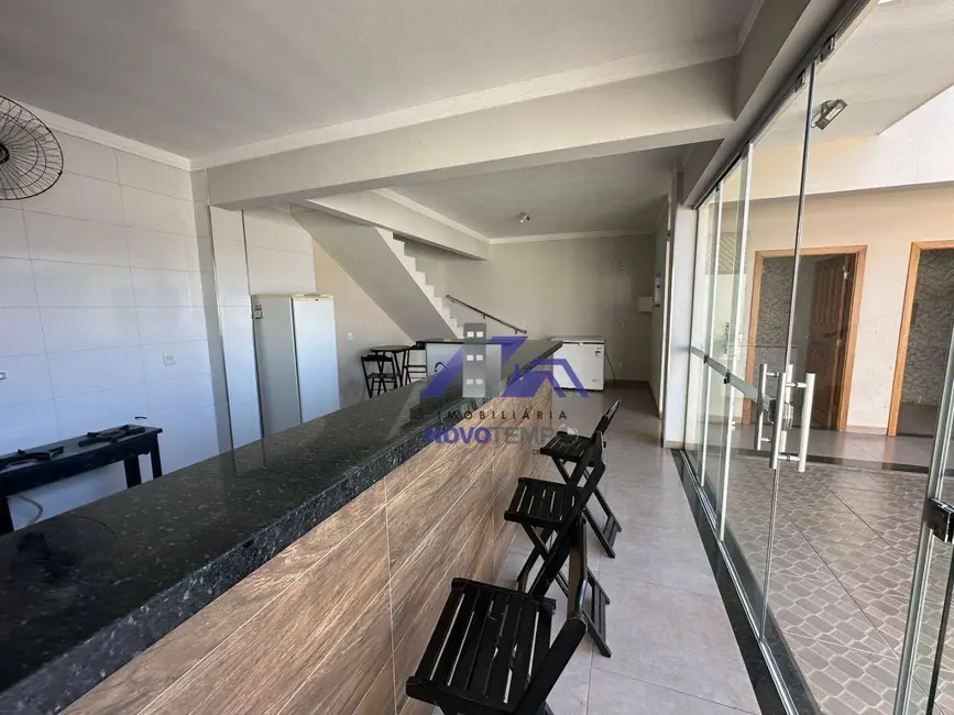 Foto 6 de Sobrado com 2 quartos à venda, 220m2 em Guararapes - SP