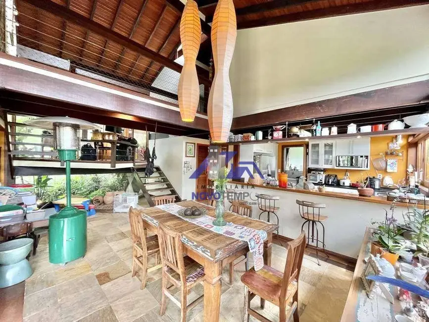 Sobrado com 3 quartos à venda, 1323m2 em Carapicuiba - SP - imagem 7 Foto 7 de Sobrado com 3 quartos à venda, 1323m2 em Carapicuiba - SP