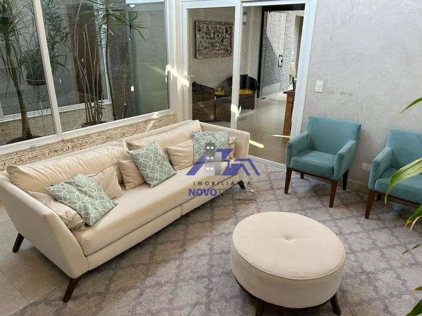 Foto 7 de Casa de Condomínio com 3 quartos à venda, 560m2 em Jardim do Golf I, Jandira - SP