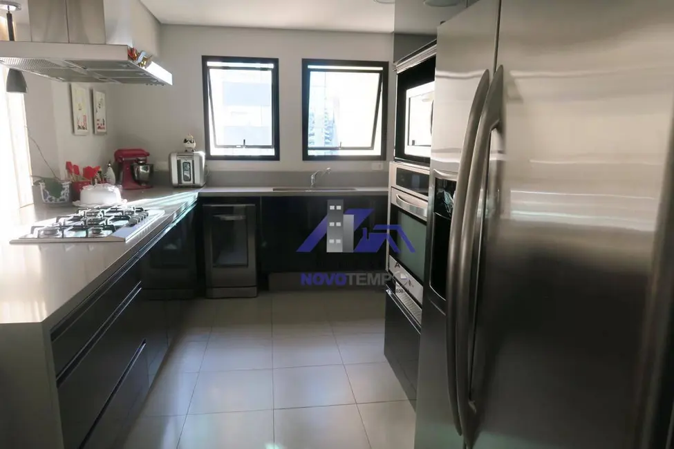 Foto 3 de Apartamento com 3 quartos à venda, 160m2 em São Paulo - SP