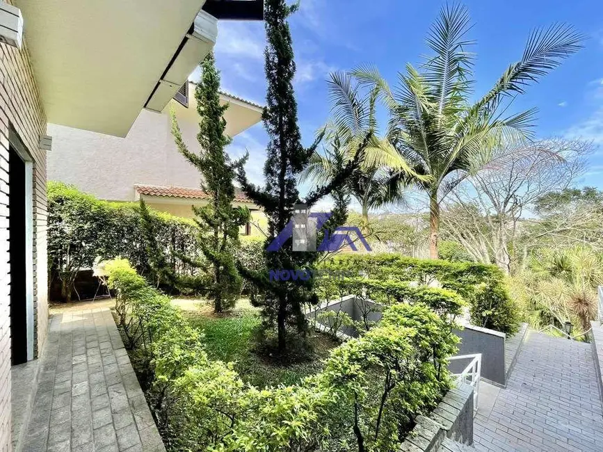 Casa de Condomínio com 4 quartos à venda, 1000m2 em Residencial Euroville, Carapicuiba - SP - imagem 4 Foto 4 de Casa de Condomínio com 4 quartos à venda, 1000m2 em Residencial Euroville, Carapicuiba - SP