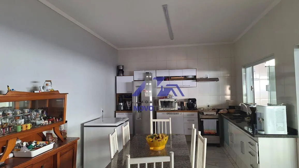 Sítio / Rancho com 3 quartos à venda, 600m2 em Jardim do Trevo, Aracatuba - SP - imagem 5 Foto 5 de Sítio / Rancho com 3 quartos à venda, 600m2 em Jardim do Trevo, Aracatuba - SP