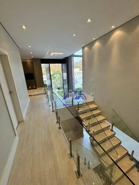 Foto 9 de Casa de Condomínio com 4 quartos para alugar, 456m2 em Santana De Parnaiba - SP