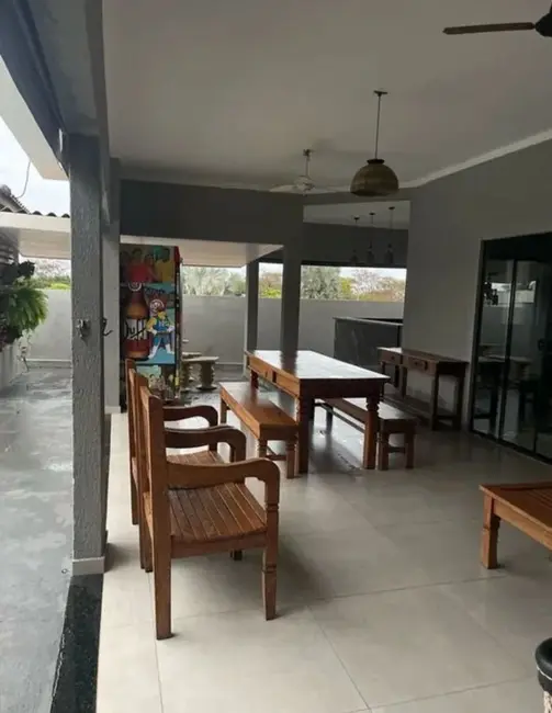 Sítio / Rancho com 3 quartos à venda, 500m2 em Aracatuba - SP - imagem 5 Foto 5 de Sítio / Rancho com 3 quartos à venda, 500m2 em Aracatuba - SP