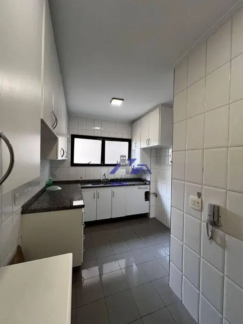 Foto 8 de Apartamento com 4 quartos para alugar, 205m2 em Alphaville Industrial, Barueri - SP