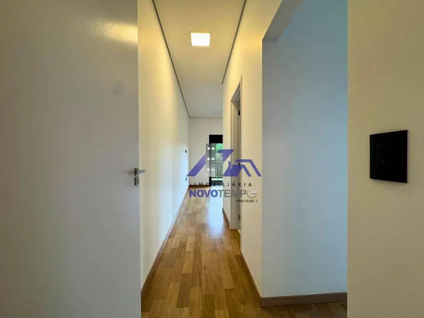 Foto 8 de Sobrado com 3 quartos à venda, 150m2 em Santana De Parnaiba - SP