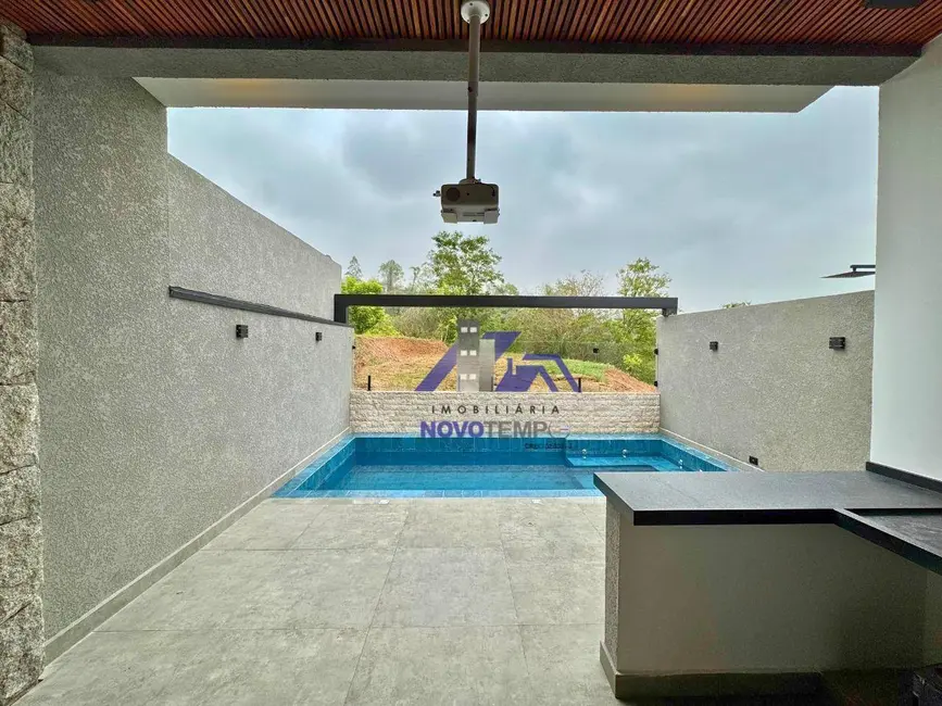 Foto 1 de Sobrado com 3 quartos à venda, 150m2 em Santana De Parnaiba - SP