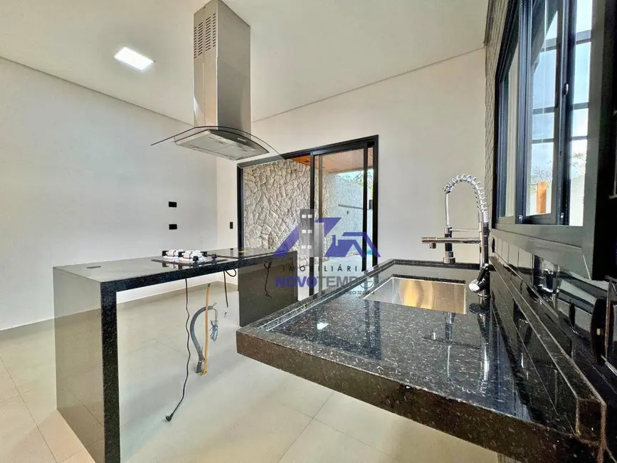 Foto 4 de Sobrado com 3 quartos à venda, 150m2 em Santana De Parnaiba - SP