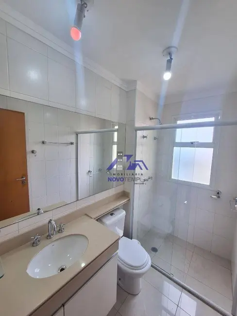 Apartamento com 3 quartos para alugar, 133m2 em Santana De Parnaiba - SP - imagem 8 Foto 8 de Apartamento com 3 quartos para alugar, 133m2 em Santana De Parnaiba - SP