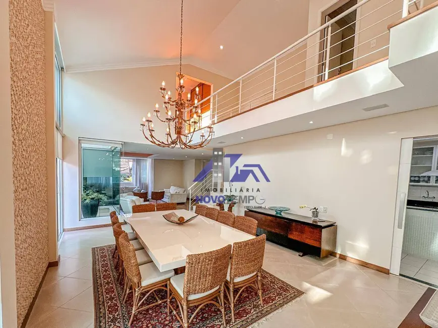 Foto 8 de Sobrado com 4 quartos à venda, 720m2 em Santana De Parnaiba - SP