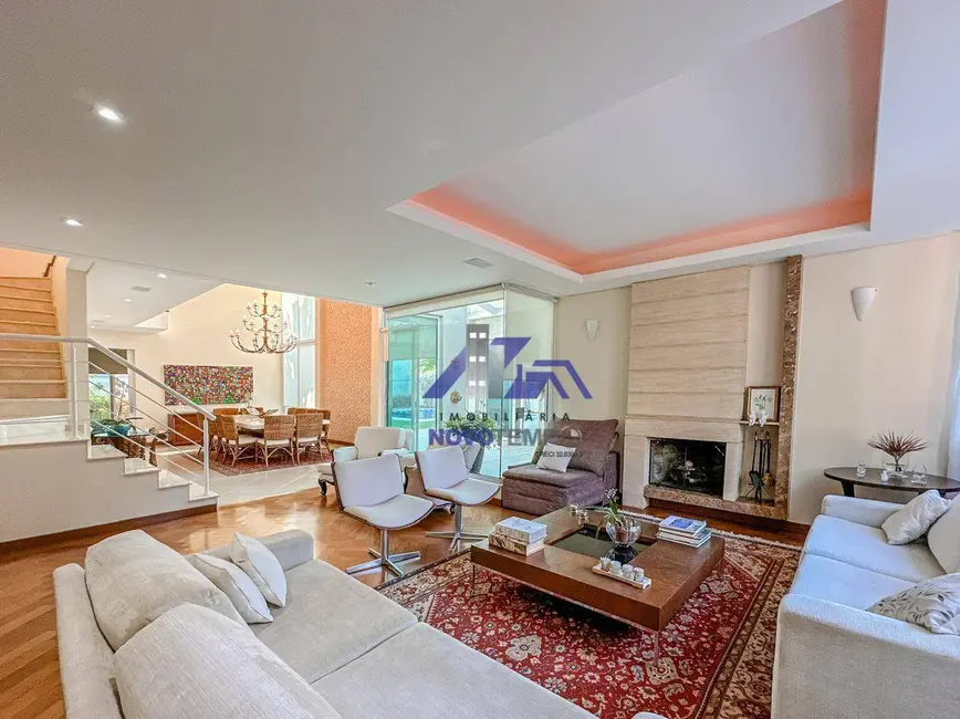 Foto 3 de Sobrado com 4 quartos à venda, 720m2 em Santana De Parnaiba - SP