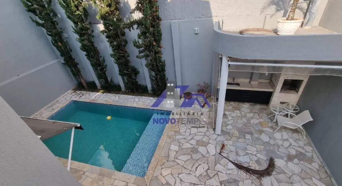 Sobrado com 4 quartos à venda, 368m2 em Santana De Parnaiba - SP - imagem 9 Foto 9 de Sobrado com 4 quartos à venda, 368m2 em Santana De Parnaiba - SP