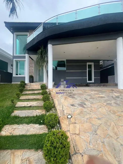 Foto 2 de Sobrado com 5 quartos para alugar, 560m2 em Jardim do Golf I, Jandira - SP