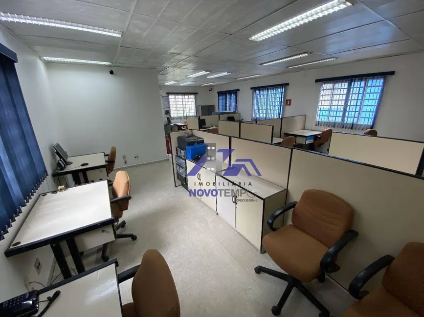 Sobrado para alugar, 250m2 em Vila Boa Vista, Barueri - SP - imagem 9 Foto 9 de Sobrado para alugar, 250m2 em Vila Boa Vista, Barueri - SP