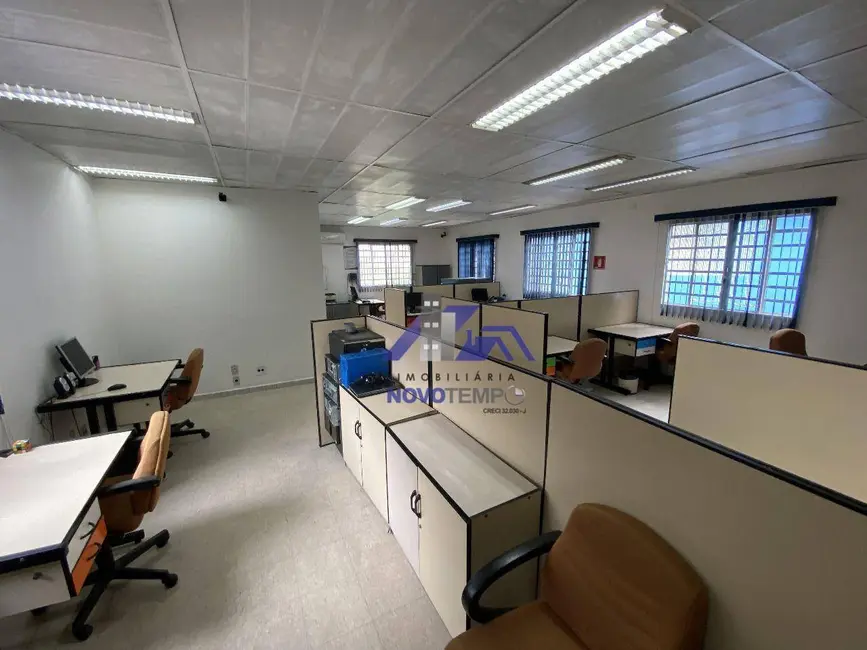 Foto 10 de Sobrado para alugar, 250m2 em Vila Boa Vista, Barueri - SP