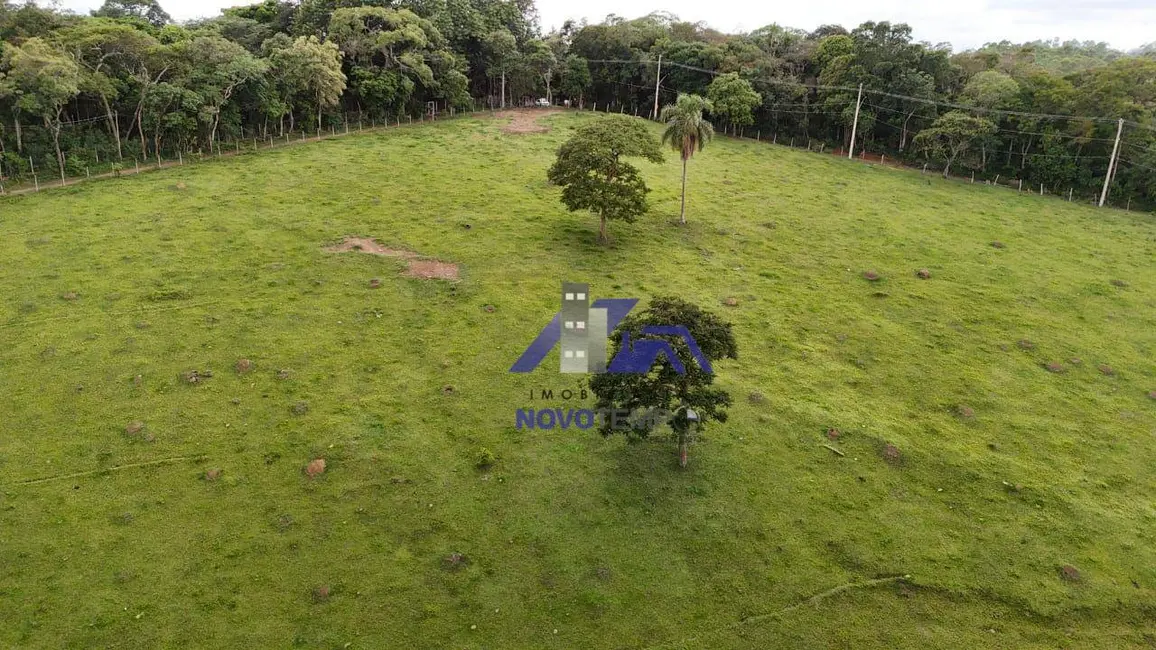 Foto 8 de Sala Comercial à venda, 96000m2 em Morada dos Pinheiros (Aldeia da Serra), Santana De Parnaiba - SP