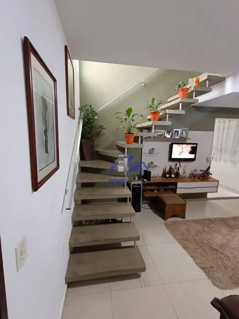 Foto 6 de Sobrado com 2 quartos à venda, 110m2 em Jardim Califórnia, Barueri - SP