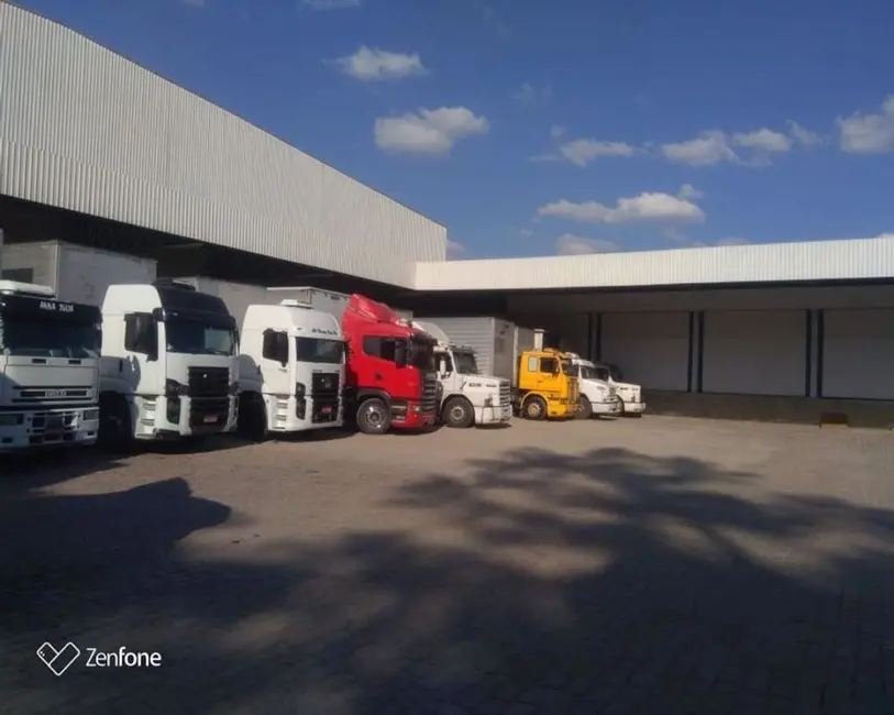 Foto 1 de Armazém / Galpão à venda e para alugar, 10000m2 em Vila Jovina, Cotia - SP