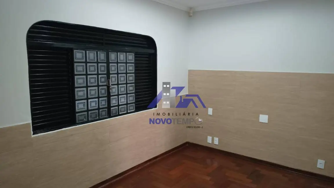 Casa com 3 quartos à venda, 300m2 em Dona Amélia, Aracatuba - SP - imagem 4 Foto 4 de Casa com 3 quartos à venda, 300m2 em Dona Amélia, Aracatuba - SP